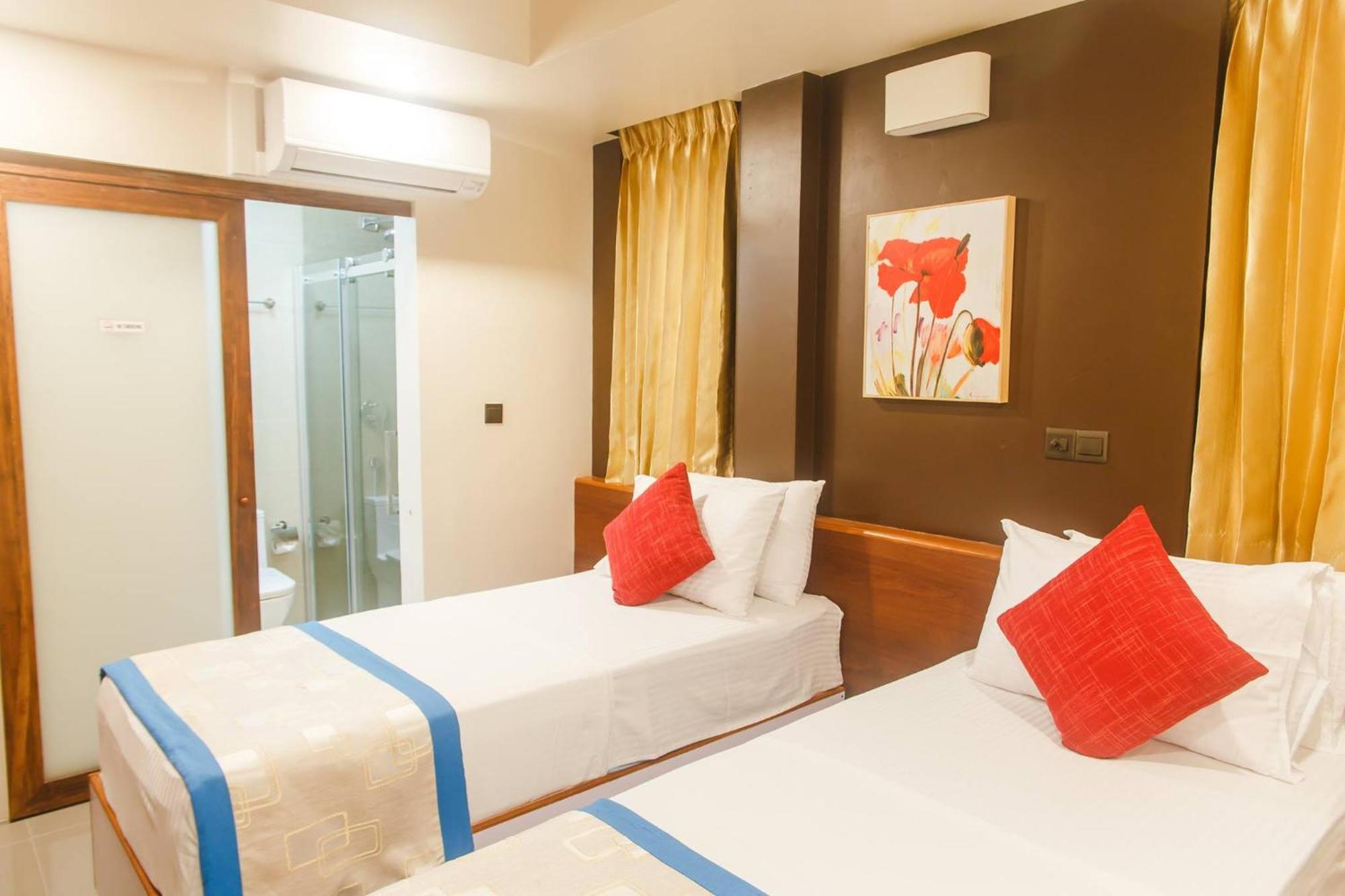Hotel Club Blu Male Zewnętrze zdjęcie